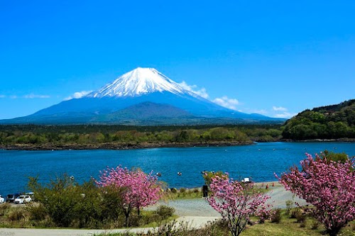Lake Shōji