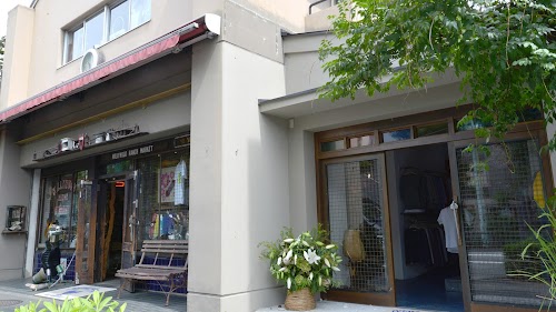 Hollywood Ranch Market