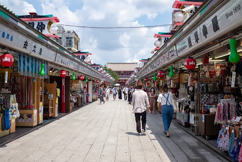 Nakamise Shopping Street